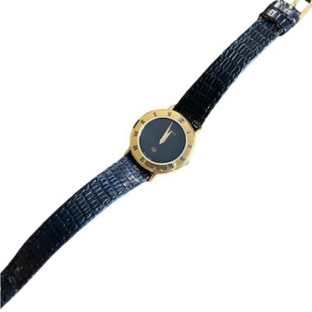 Authentic Vintage Gold Gucci Black watch leather band Roman Numeral Gucci Logo - Picture 3 of 5